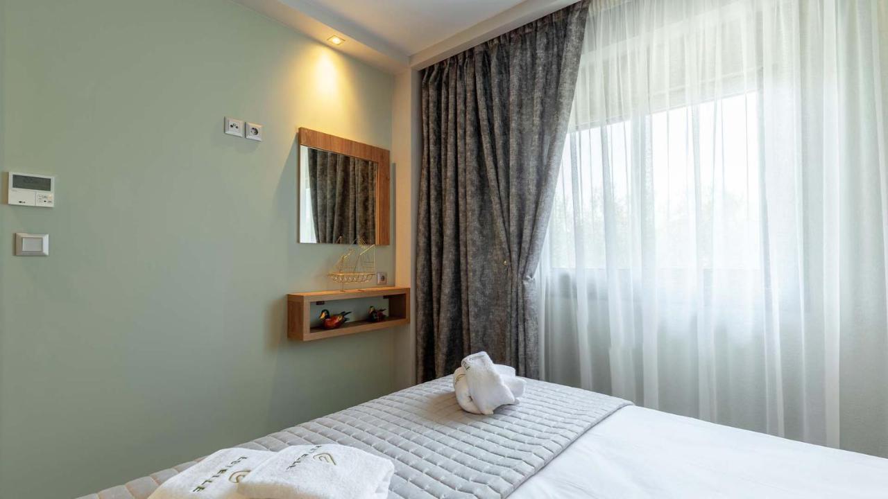 غيراكيني Estelle Family Luxury Apartments & Suites المظهر الخارجي الصورة