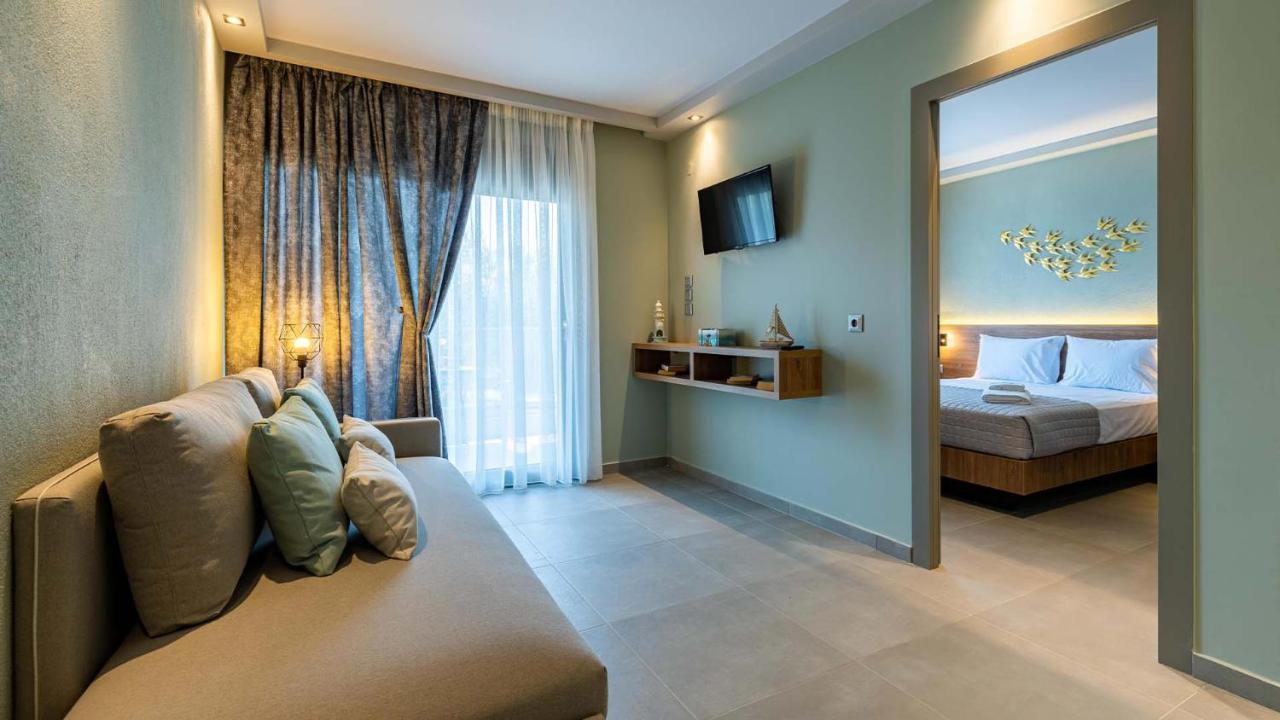 غيراكيني Estelle Family Luxury Apartments & Suites المظهر الخارجي الصورة